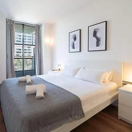 Dom wakacyjny Unique Rentals-seafront Luxe Barcelona