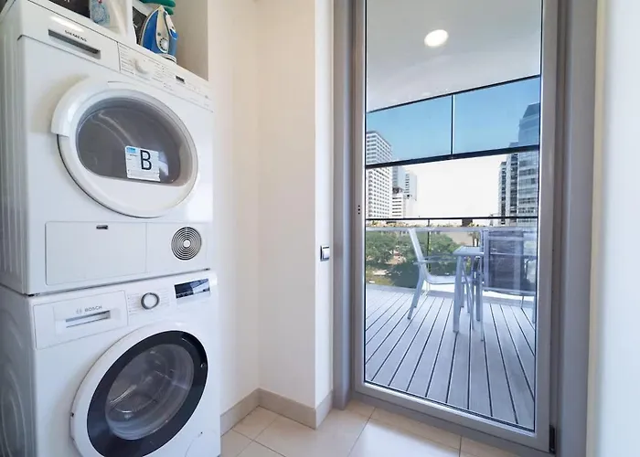 Unique Rentals-seafront Luxe Barcelona