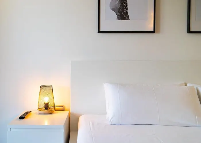 Unique Rentals-seafront Luxe Tatil Evi *