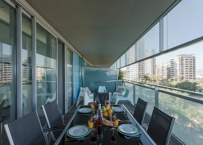 Unique Rentals-seafront Luxe Holiday home